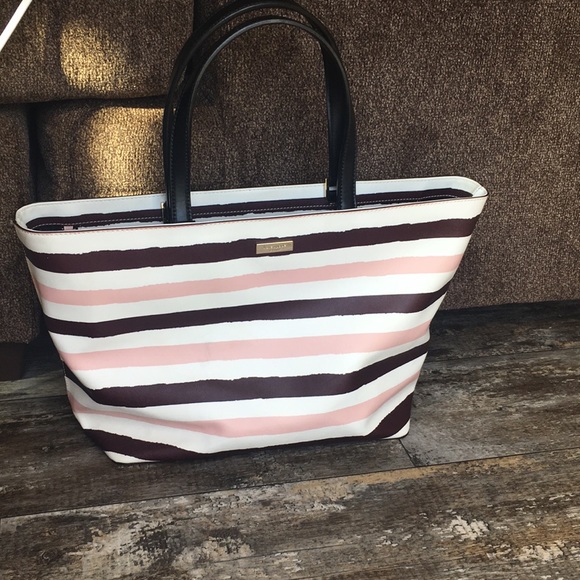 Handbags - Kate Spade Purse